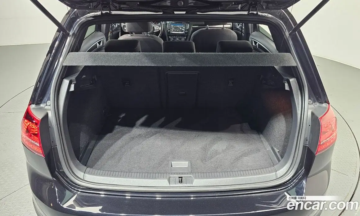 Volkswagen Golf 2016 2.0 автомат (гидро), фото 17