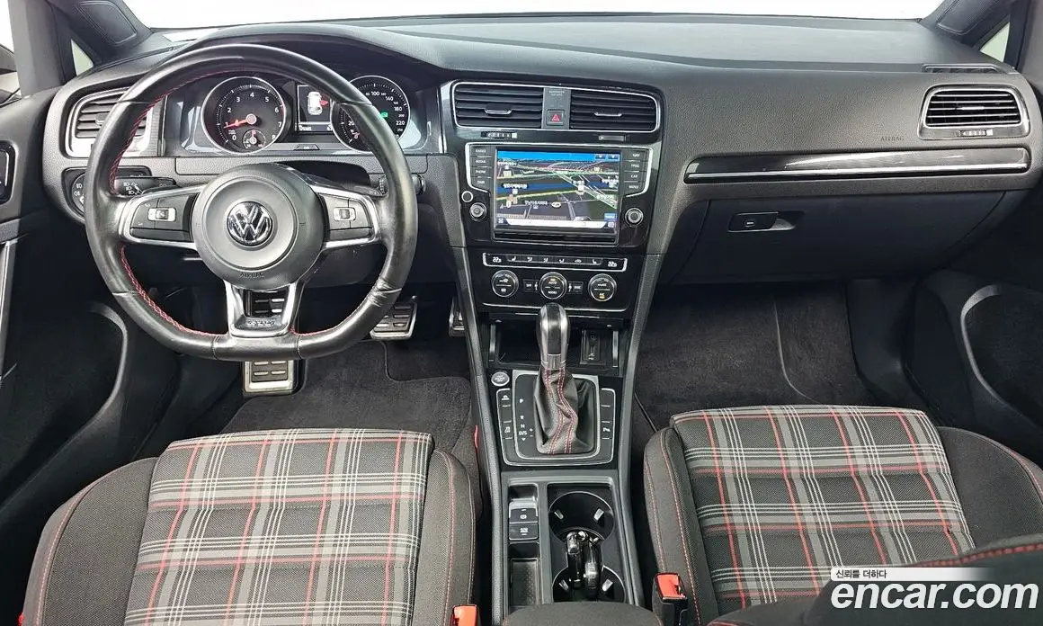 Volkswagen Golf 2016 2.0 автомат (гидро), фото 7