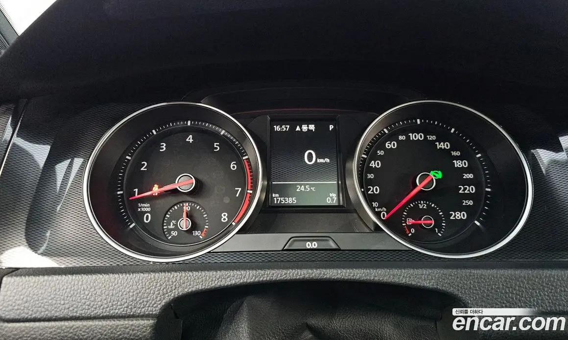Volkswagen Golf 2016 2.0 автомат (гидро), фото 8
