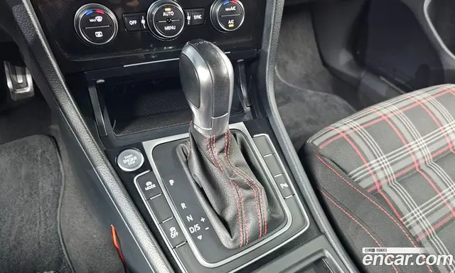Volkswagen Golf 2016 2.0 автомат (гидро), миниатюра 9