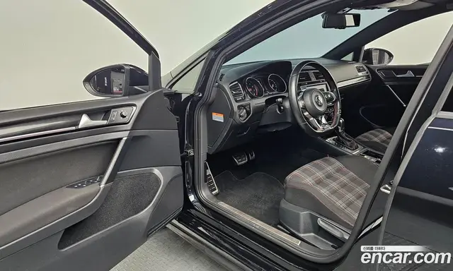 Volkswagen Golf 2016 2.0 автомат (гидро), миниатюра 10
