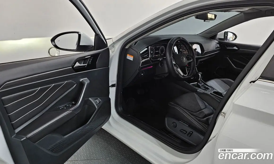 Volkswagen Jetta 2022 1.5 автомат (гидро), фото 13 Volkswagen Jetta 2022 1.5 автомат (гидро), фото 13