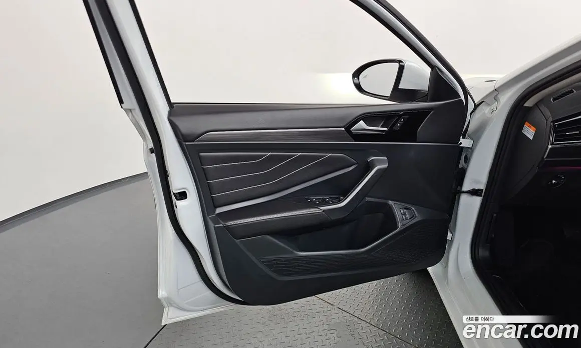 Volkswagen Jetta 2022 1.5 автомат (гидро), фото 14 Volkswagen Jetta 2022 1.5 автомат (гидро), фото 14