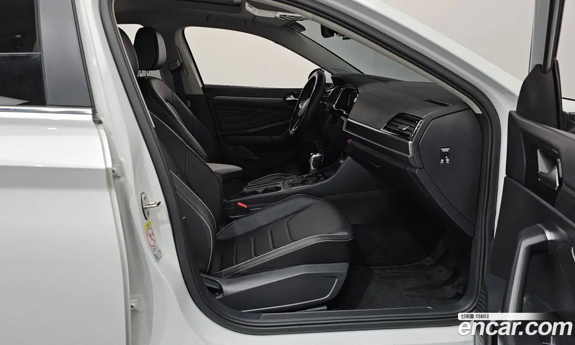 Volkswagen Jetta 2022 1.5 автомат (гидро), фото 16 Volkswagen Jetta 2022 1.5 автомат (гидро), фото 16