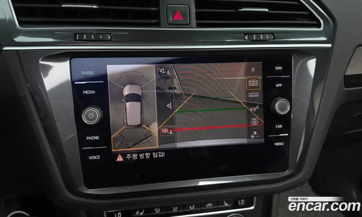 Volkswagen Tiguan 2018 2.0 автомат (гидро), фото 17 Volkswagen Tiguan 2018 2.0 автомат (гидро), фото 17