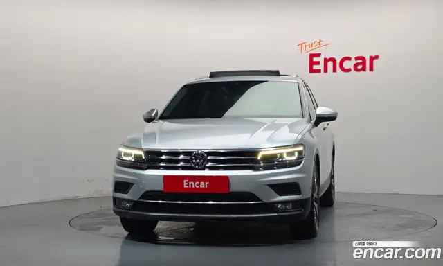 Volkswagen Tiguan 2018 2.0 автомат (гидро), миниатюра 3 Volkswagen Tiguan 2018 2.0 автомат (гидро), миниатюра 3
