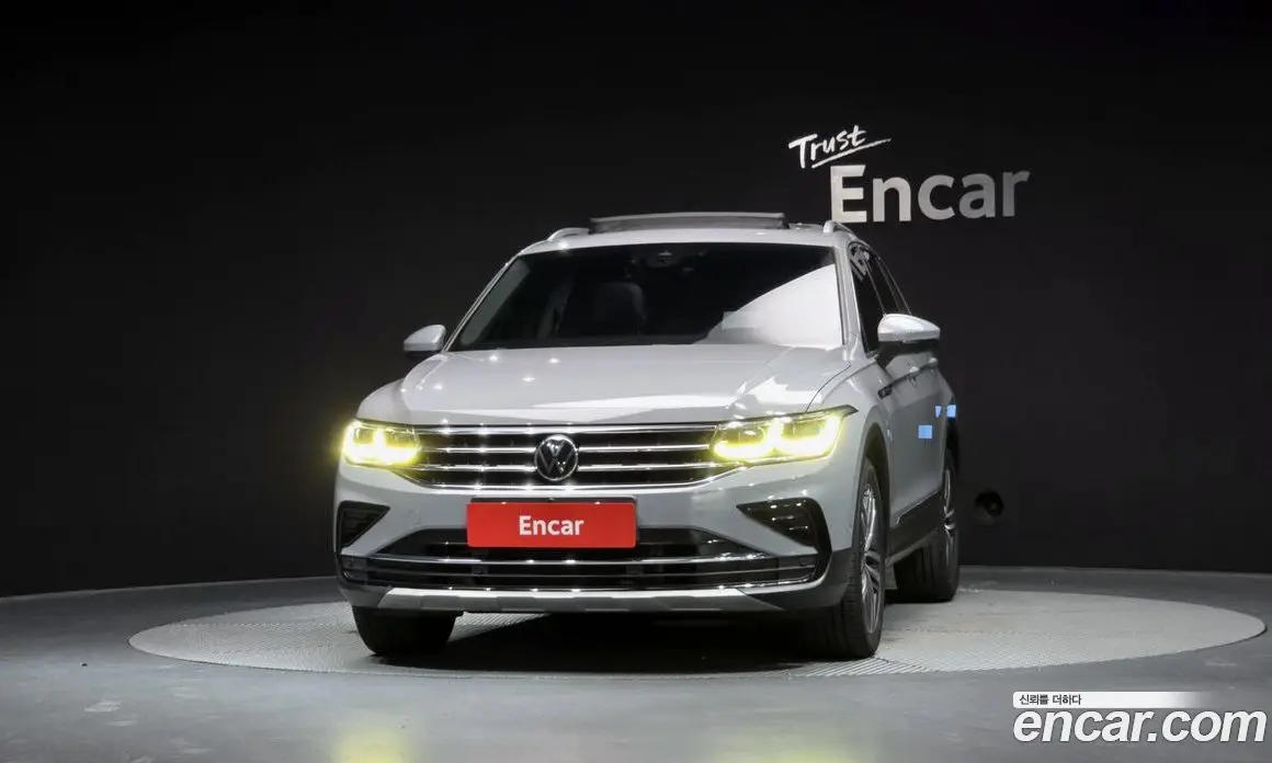 Volkswagen Tiguan 2021 2.0 автомат (гидро), фото 3