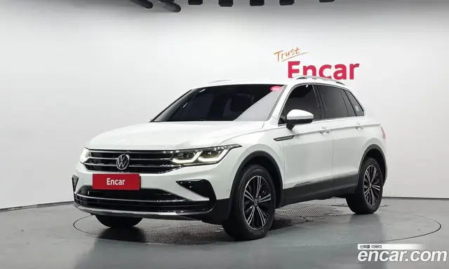 Volkswagen Tiguan, 2022, 33 839 км
