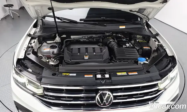 Volkswagen Tiguan 2022 2.0 автомат (гидро), миниатюра 6