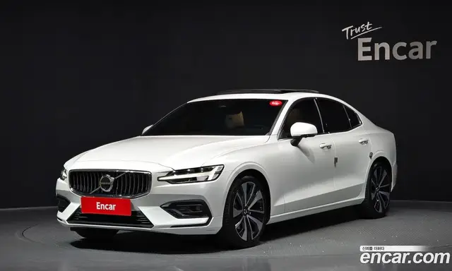 Volvo S60, 2024, 11 277 км