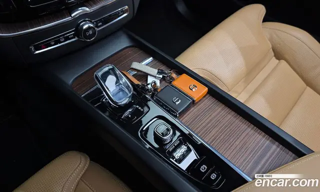 Volvo XC60 2021 2.0 автомат (гидро), миниатюра 12