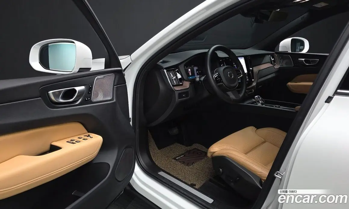 Volvo XC60 2024 2.0 автомат (гидро), фото 12 Volvo XC60 2024 2.0 автомат (гидро), фото 12