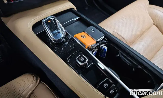 Volvo XC90 2022 2.0 автомат (гидро), миниатюра 11