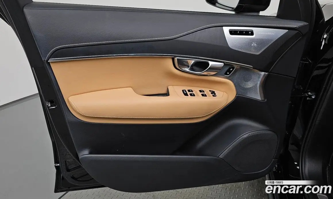 Volvo XC90 2022 2.0 автомат (гидро), фото 13