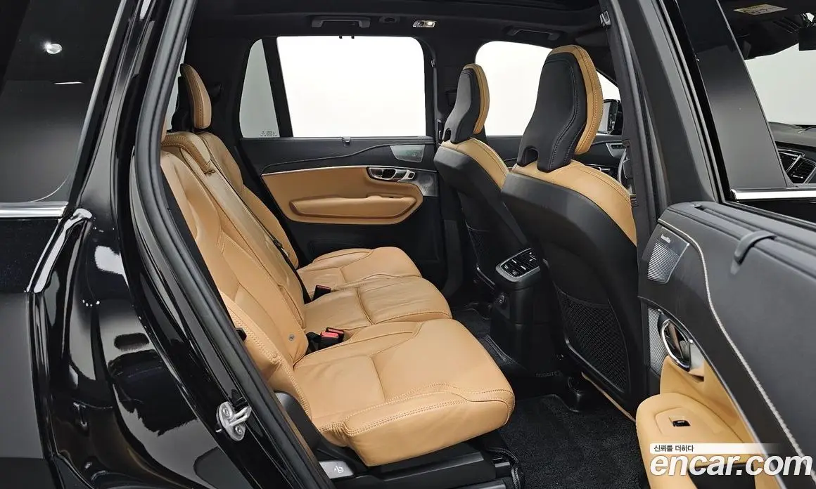 Volvo XC90 2022 2.0 автомат (гидро), фото 17