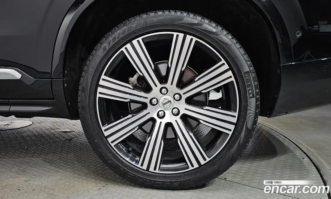 Volvo XC90 2022 2.0 автомат (гидро), фото 6