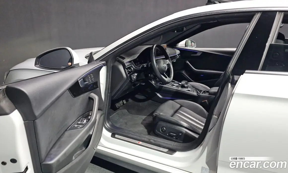 Audi A5 2019 2.0 автомат (гидро), фото 13