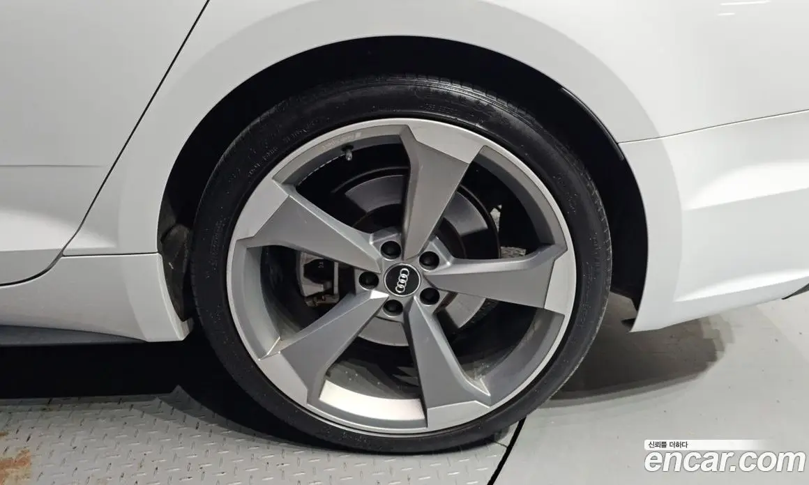 Audi A5 2019 2.0 автомат (гидро), фото 7