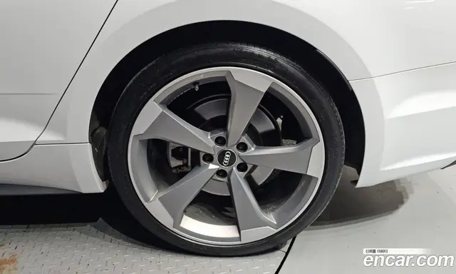 Audi A5 2019 2.0 автомат (гидро), миниатюра 7