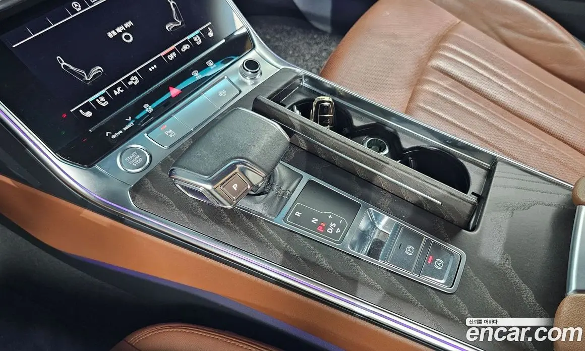 Audi A6 2020 2.0 автомат (гидро), фото 12