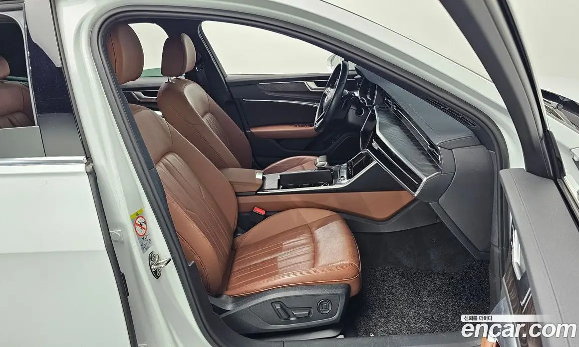 Audi A6 2020 2.0 автомат (гидро), фото 16