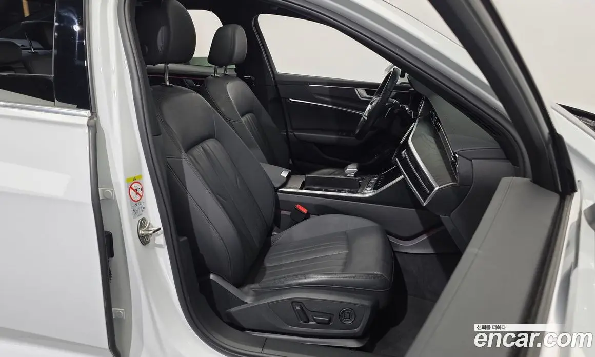 Audi A6 2022 2.0 автомат (гидро), фото 16 Audi A6 2022 2.0 автомат (гидро), фото 16