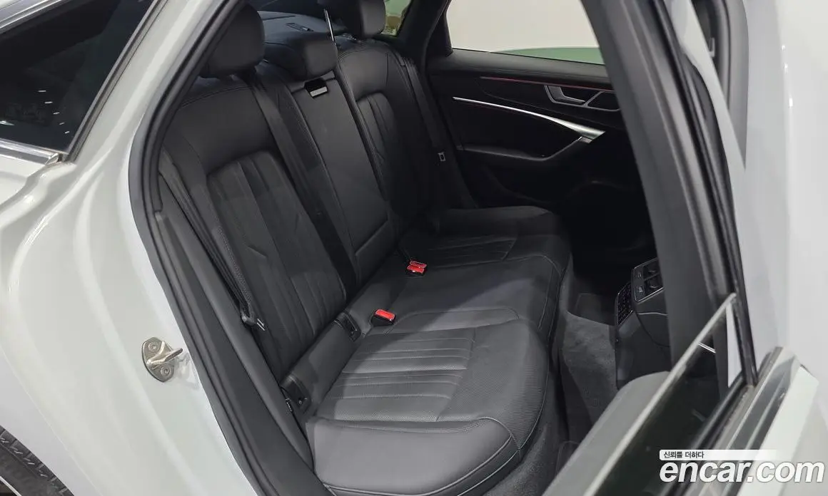 Audi A6 2022 2.0 автомат (гидро), фото 18 Audi A6 2022 2.0 автомат (гидро), фото 18