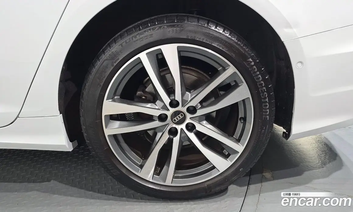 Audi A6 2022 2.0 автомат (гидро), фото 7 Audi A6 2022 2.0 автомат (гидро), фото 7