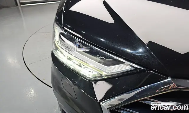 Audi A8 2020 3.0 автомат (гидро), миниатюра 8