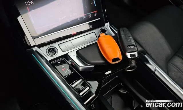 Audi e-tron 2022 0.2 автомат (гидро), миниатюра 12