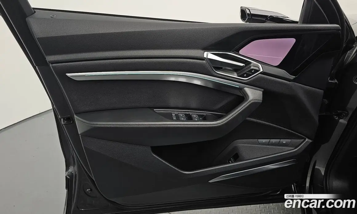 Audi e-tron 2022 0.2 автомат (гидро), фото 14