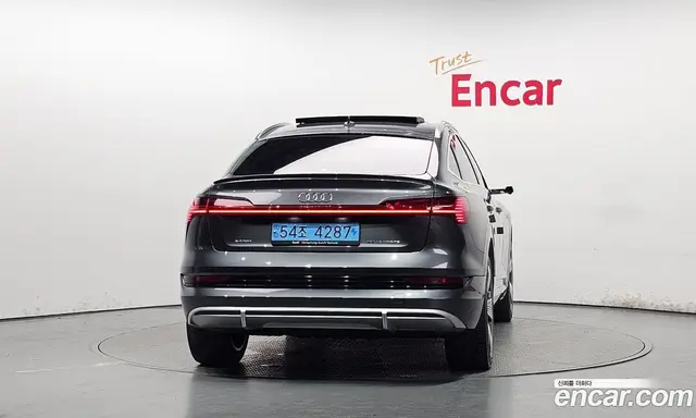 Audi e-tron 2022 0.2 автомат (гидро), миниатюра 4
