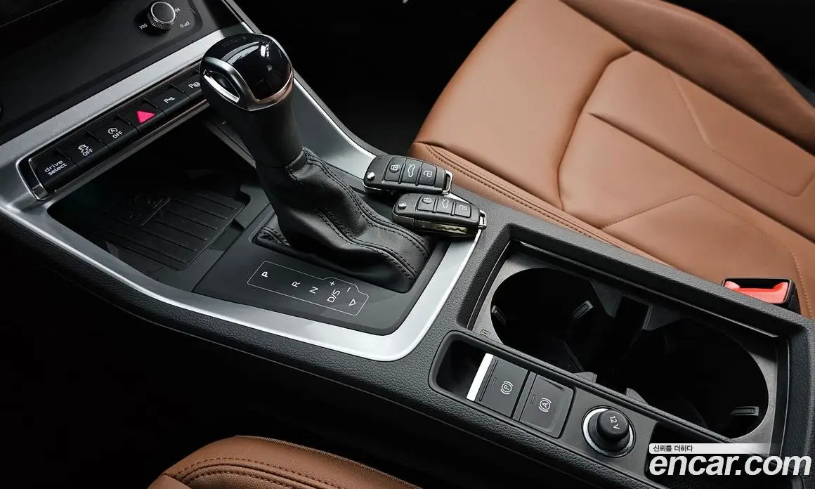 Audi Q3 2025 2.0 автомат (гидро), фото 12