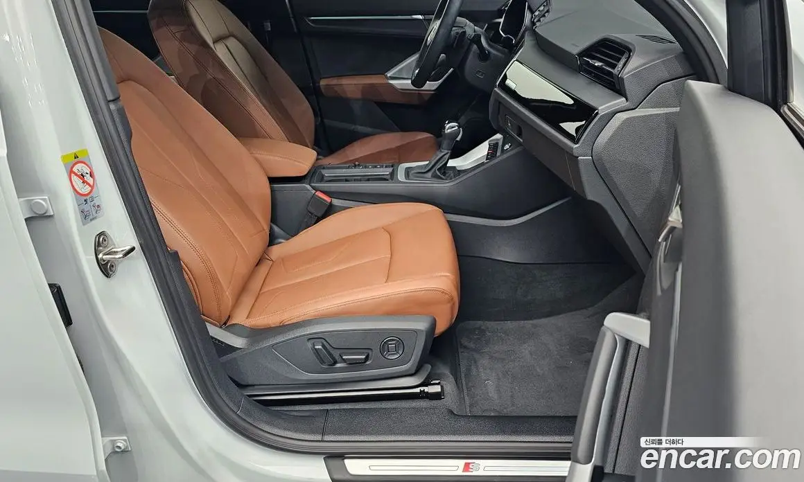 Audi Q3 2025 2.0 автомат (гидро), фото 16