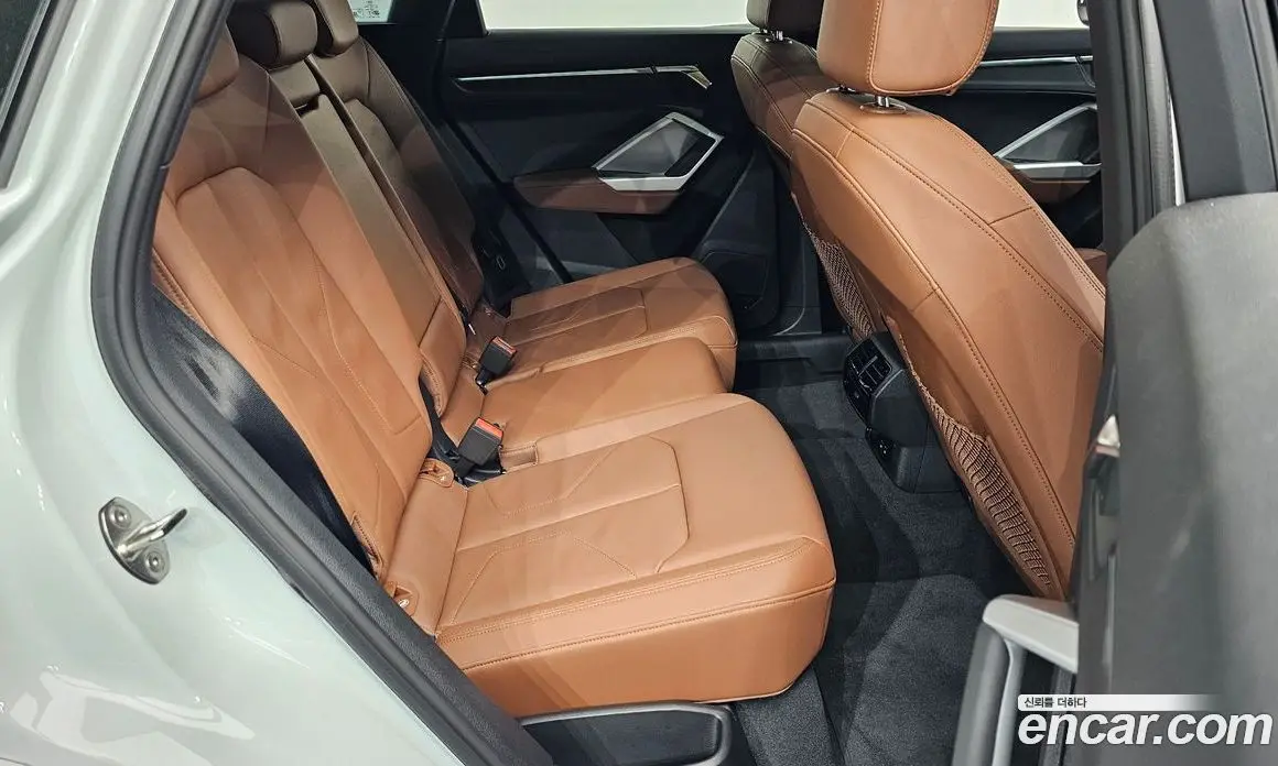 Audi Q3 2025 2.0 автомат (гидро), фото 17