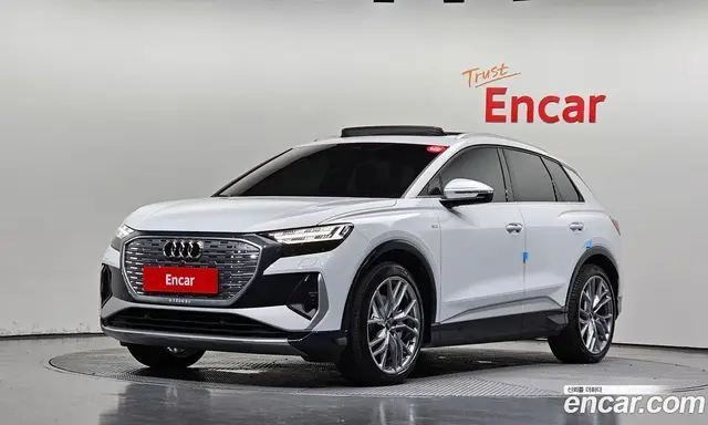 Audi Q4 e-tron, 2025, 18 736 км