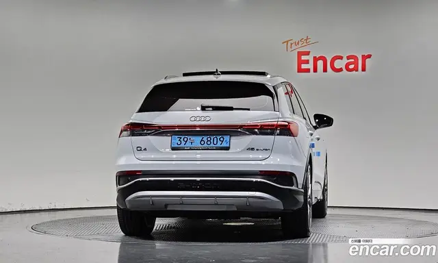 Audi Q4 e-tron 2025 0.2 автомат (гидро), миниатюра 4 Audi Q4 e-tron 2025 0.2 автомат (гидро), миниатюра 4
