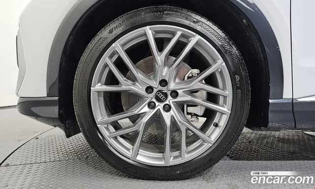 Audi Q4 e-tron 2025 0.2 автомат (гидро), миниатюра 5 Audi Q4 e-tron 2025 0.2 автомат (гидро), миниатюра 5