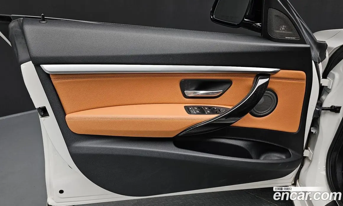 BMW 3 серия 2019 2.0 автомат (гидро), фото 13 BMW 3 серия 2019 2.0 автомат (гидро), фото 13