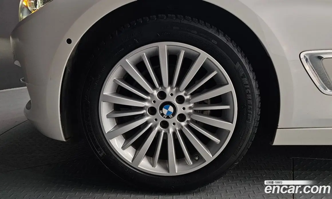 BMW 3 серия 2019 2.0 автомат (гидро), фото 4 BMW 3 серия 2019 2.0 автомат (гидро), фото 4
