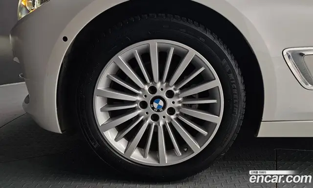 BMW 3 серия 2019 2.0 автомат (гидро), миниатюра 4 BMW 3 серия 2019 2.0 автомат (гидро), миниатюра 4