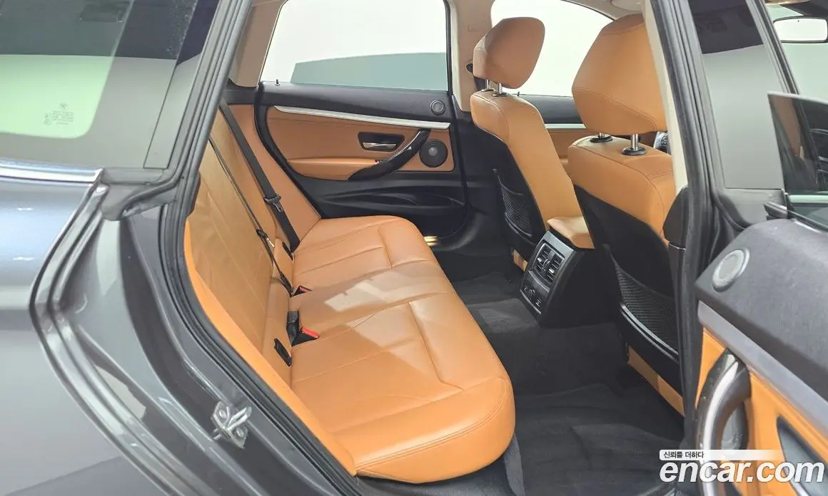 BMW 3 серия 2019 2.0 автомат (гидро), фото 17