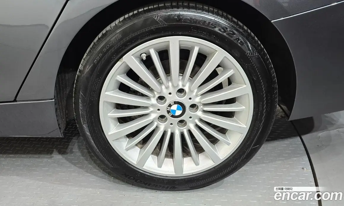 BMW 3 серия 2019 2.0 автомат (гидро), фото 7
