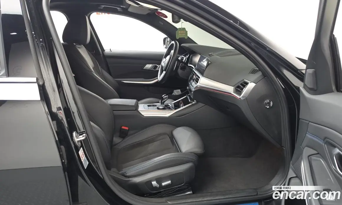 BMW 3 серия 2022 2.0 автомат (гидро), фото 16 BMW 3 серия 2022 2.0 автомат (гидро), фото 16