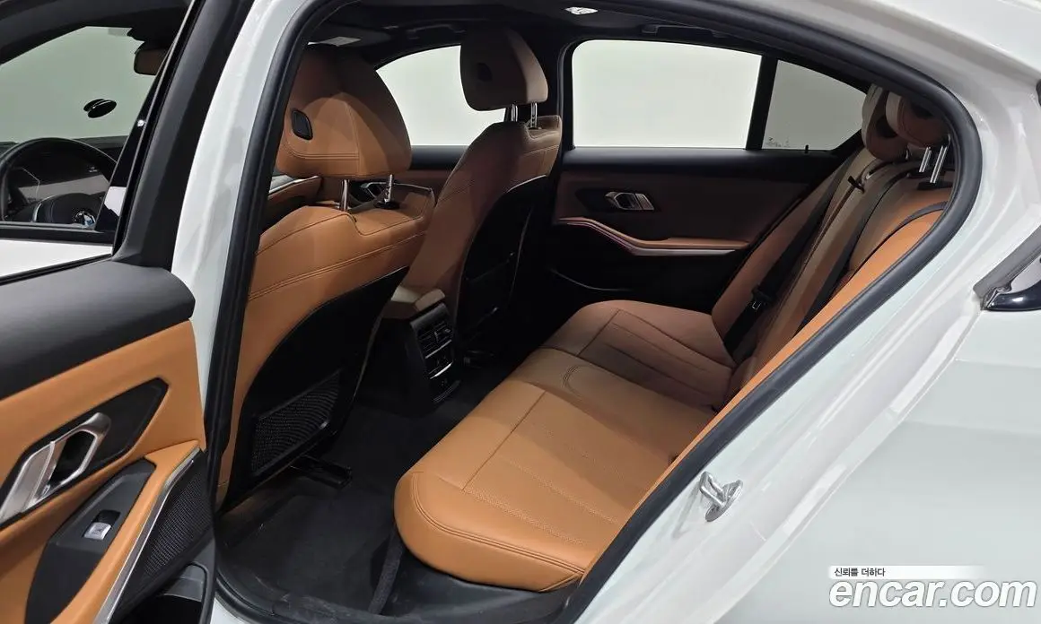 BMW 3 серия 2023 2.0 автомат (гидро), фото 16 BMW 3 серия 2023 2.0 автомат (гидро), фото 16