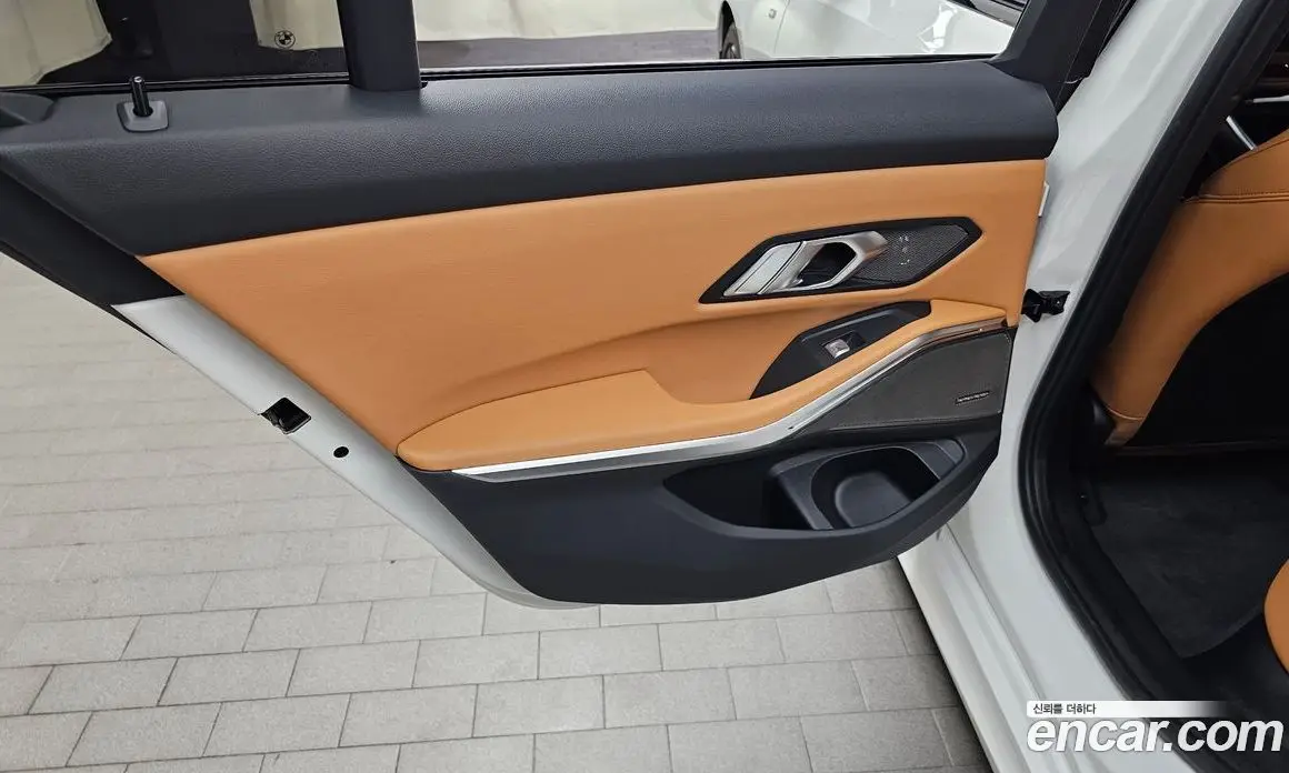 BMW 3 серия 2025 2.0 автомат (гидро), фото 15 BMW 3 серия 2025 2.0 автомат (гидро), фото 15