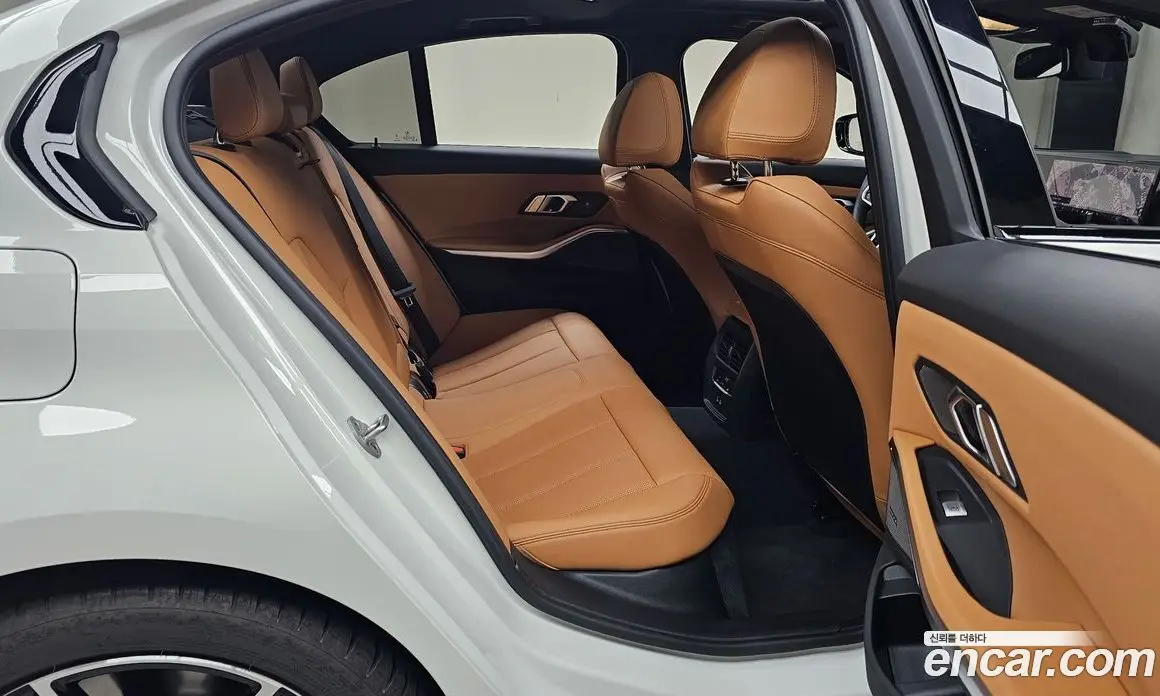 BMW 3 серия 2025 2.0 автомат (гидро), фото 17 BMW 3 серия 2025 2.0 автомат (гидро), фото 17