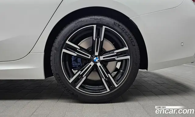 BMW 3 серия 2025 2.0 автомат (гидро), миниатюра 7 BMW 3 серия 2025 2.0 автомат (гидро), миниатюра 7
