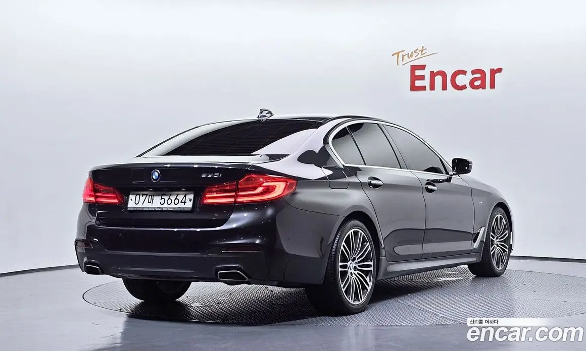 BMW 5 серия 2018 2.0 автомат (гидро), фото 2 BMW 5 серия 2018 2.0 автомат (гидро), фото 2