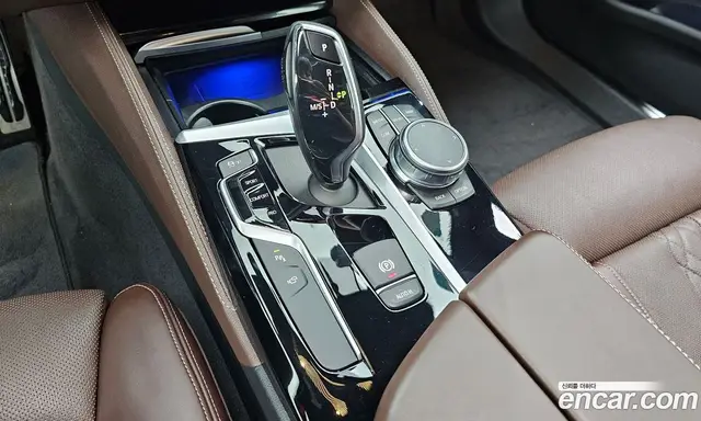 BMW 5 серия 2018 2.0 автомат (гидро), миниатюра 12